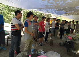 市場部燒烤派對